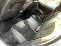 USED 2015 65 VOLVO XC60 2.0 D4 R-DESIGN NAV 5d 188 BHP 