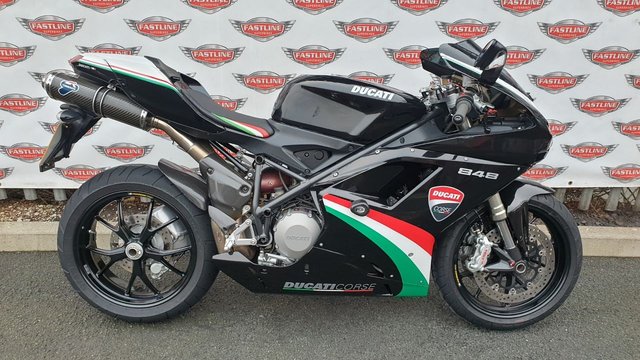 2010 10 Ducati 848 Super Sports