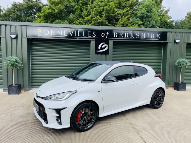 2022 71 Toyota Yaris 1.6 GR-Y CIRCUIT 3d 257 BHP 