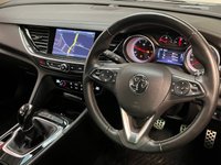 USED 2017 67 VAUXHALL INSIGNIA SPORTS TOURER 2.0 SRI NAV 5d 168 BHP 