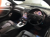 USED 2005 05 MERCEDES-BENZ CLK 5.4 CLK55 AMG 2d 363 BHP * PRIVACY  GLASS * CLIMATE CONTROL  * REVERSING CAMERA * LEATHER * 19 INCH ALLOYS *