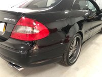 USED 2005 05 MERCEDES-BENZ CLK 5.4 CLK55 AMG 2d 363 BHP * PRIVACY  GLASS * CLIMATE CONTROL  * REVERSING CAMERA * LEATHER * 19 INCH ALLOYS *