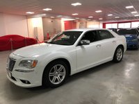 USED 2013 13 CHRYSLER 300C 3.0 CRD LIMITED 4d 236 BHP * CLIMATE CONTROL* PARKING SENSORS * NAVIGATION * LEATHER * 18 INCH ALLOY WHEELS *