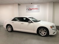 USED 2013 13 CHRYSLER 300C 3.0 CRD LIMITED 4d 236 BHP * CLIMATE CONTROL* PARKING SENSORS * NAVIGATION * LEATHER * 18 INCH ALLOY WHEELS *