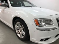 USED 2013 13 CHRYSLER 300C 3.0 CRD LIMITED 4d 236 BHP * CLIMATE CONTROL* PARKING SENSORS * NAVIGATION * LEATHER * 18 INCH ALLOY WHEELS *