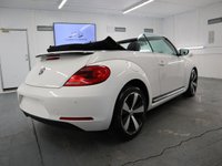 USED 2013 13 VOLKSWAGEN BEETLE 2.0 SPORT TDI 2d 139 BHP WITH CAM BELT AND GREAT SERVICE HISTORY ONE PREVIOUS KEEPER AND LOW MILEAGE THIS IS THE BEST COLOUR
