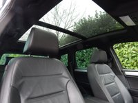 USED 2013 13 VOLKSWAGEN TOUAREG 3.0 V6 R-LINE TDI BLUEMOTION TECHNOLOGY 5d 242 BHP VW Service History-PANO-Heated Seat