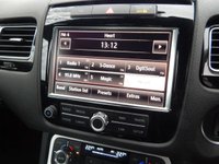 USED 2013 13 VOLKSWAGEN TOUAREG 3.0 V6 R-LINE TDI BLUEMOTION TECHNOLOGY 5d 242 BHP VW Service History-PANO-Heated Seat