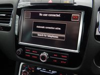 USED 2013 13 VOLKSWAGEN TOUAREG 3.0 V6 R-LINE TDI BLUEMOTION TECHNOLOGY 5d 242 BHP VW Service History-PANO-Heated Seat