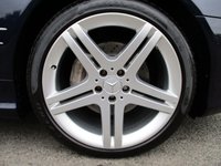 USED 2004 04 MERCEDES-BENZ SL 500 5.0 SL500 2d 302 BHP A BEAUTIFUL EXAMPLE THROUGHOUT