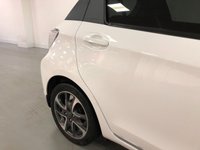 USED 2013 63 TOYOTA YARIS 1.3 VVT-I TREND 5d 99 BHP * PRIVACY * CLIMATE * NAV * ALLOYS * ONLY 34K MILES *