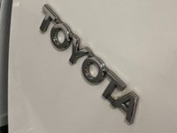 USED 2013 63 TOYOTA YARIS 1.3 VVT-I TREND 5d 99 BHP * PRIVACY * CLIMATE * NAV * ALLOYS * ONLY 34K MILES *