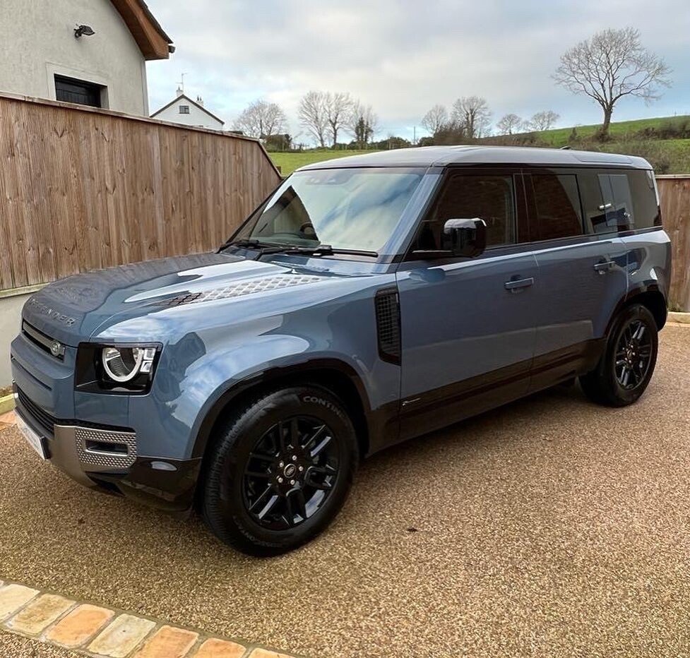 USED 2021 21 LAND ROVER DEFENDER 3.0 X-DYNAMIC S 5d 246 BHP FANTASTIC SPEC AND LOW MILES!