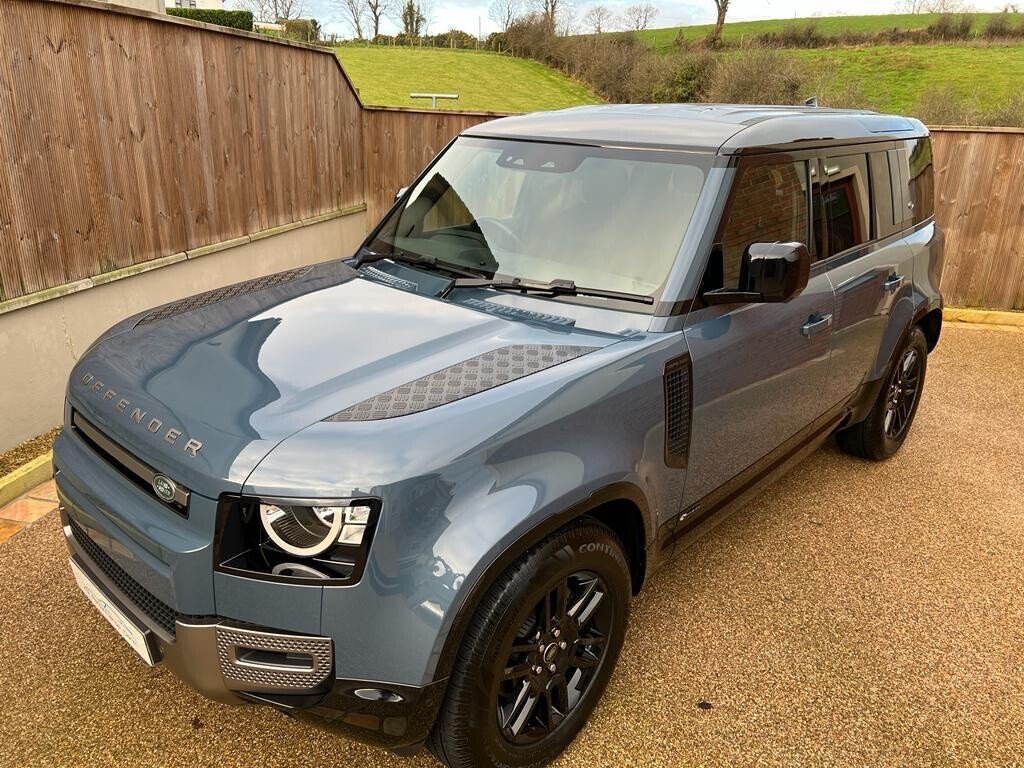 USED 2021 21 LAND ROVER DEFENDER 3.0 X-DYNAMIC S 5d 246 BHP FANTASTIC SPEC AND LOW MILES!