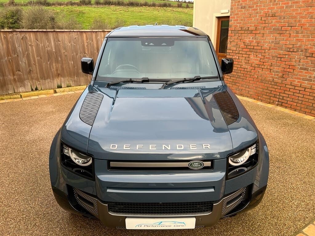 USED 2021 21 LAND ROVER DEFENDER 3.0 X-DYNAMIC S 5d 246 BHP FANTASTIC SPEC AND LOW MILES!