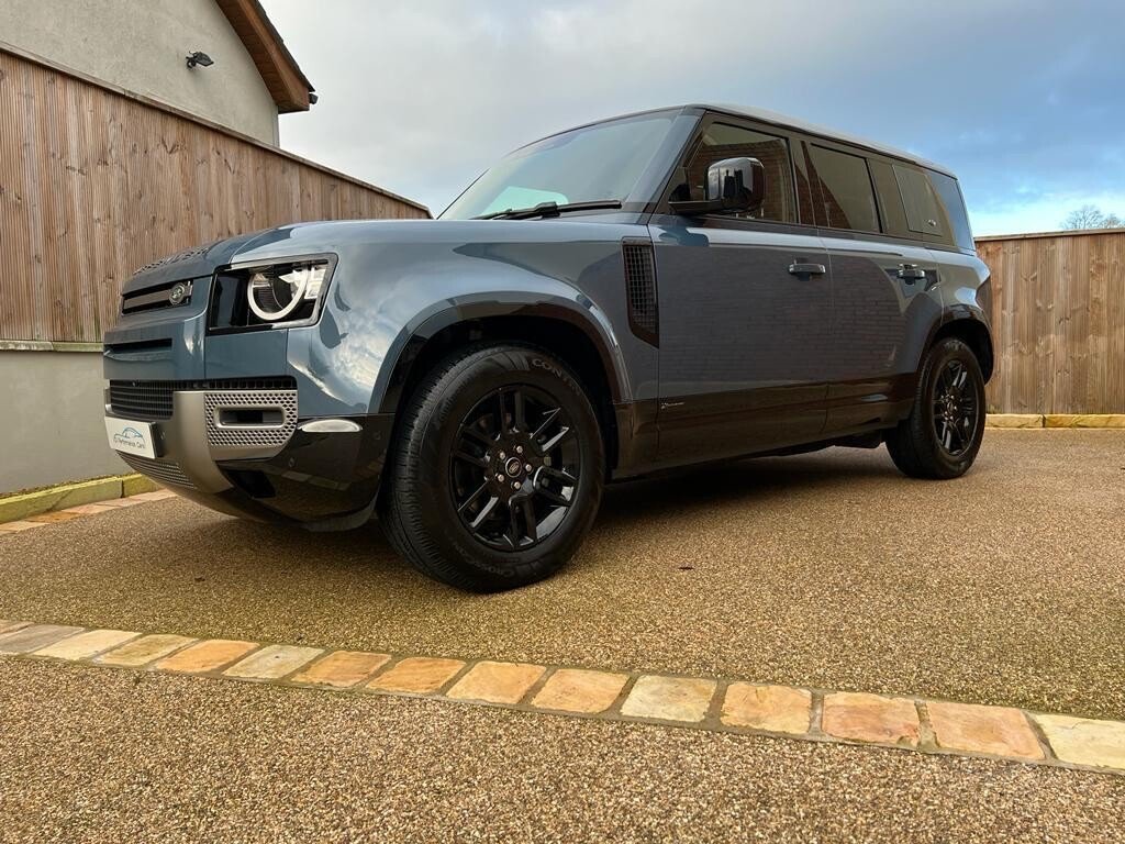 USED 2021 21 LAND ROVER DEFENDER 3.0 X-DYNAMIC S 5d 246 BHP FANTASTIC SPEC AND LOW MILES!