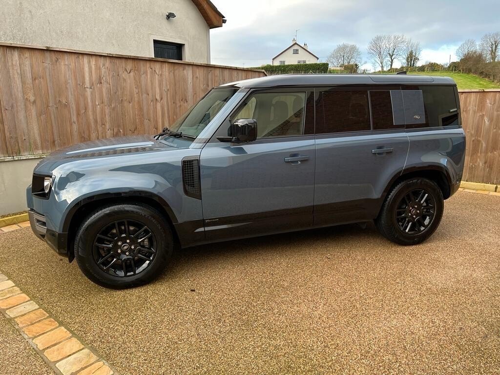 USED 2021 21 LAND ROVER DEFENDER 3.0 X-DYNAMIC S 5d 246 BHP FANTASTIC SPEC AND LOW MILES!