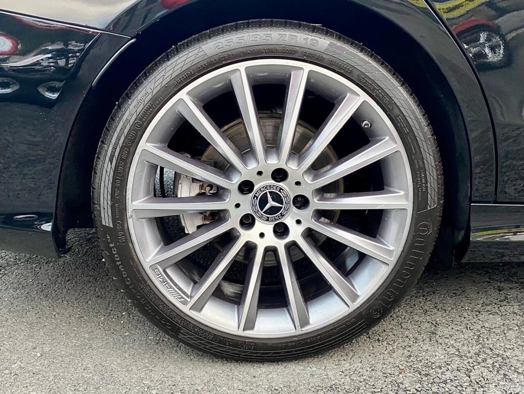 USED 2018 67 MERCEDES-BENZ C CLASS 2.1 C250D AMG LINE PREMIUM 4d 204 BHP FULL PANORAMIC GLASS SUNROOF