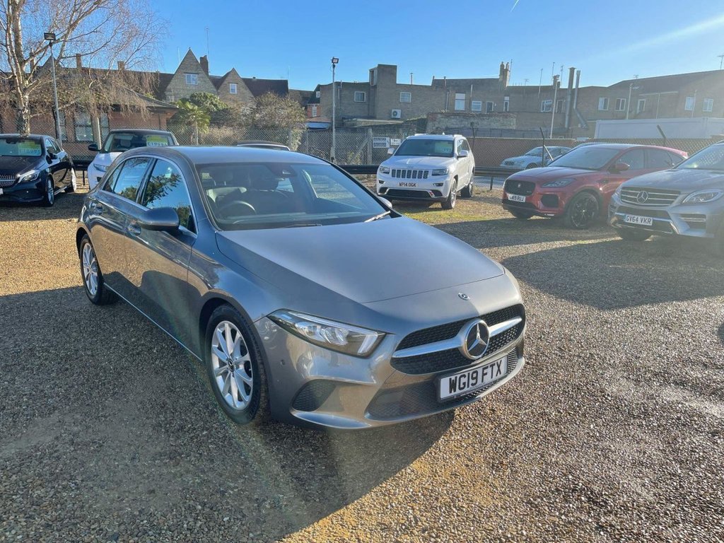 19 Mercedes Benz A Class A 180 D Sport Executive