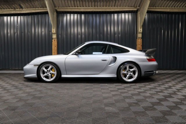 2002 02 Porsche 911 3.6 GT2 2d 462 BHP