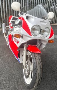 USED 1995 M YAMAHA FZR750R  OW01 Super sports Classic Lots of work done to make superb