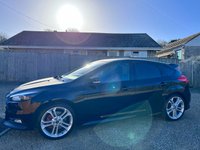 USED 2015 65 FORD FOCUS 2.0 ST-3 5 Dr 250 BHP NAV SUNROOF REAR CAM BIG SPEC 