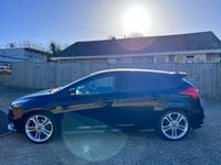USED 2015 65 FORD FOCUS 2.0 ST-3 5 Dr 250 BHP NAV SUNROOF REAR CAM BIG SPEC 