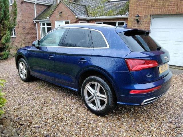 View our AUDI Q5