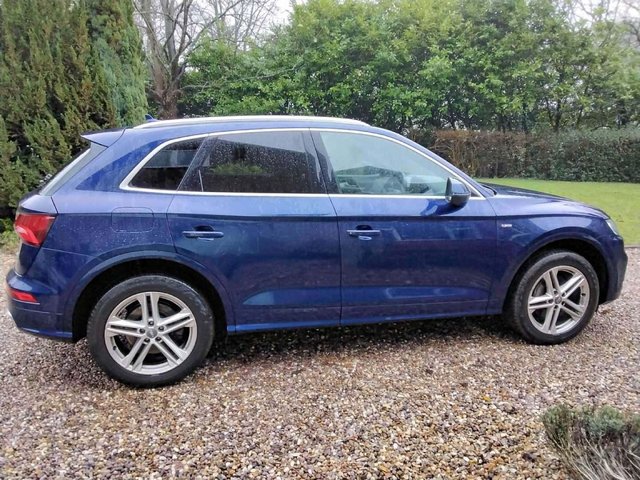 View our AUDI Q5