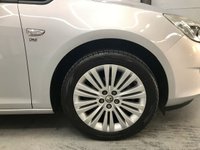 USED 2011 61 VAUXHALL ASTRA 1.6 EXCITE 5d 113 BHP 