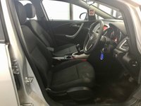 USED 2011 61 VAUXHALL ASTRA 1.6 EXCITE 5d 113 BHP 