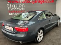 USED 2009 09 AUDI A5 3.0 TDI QUATTRO SPORT 3d 240 BHP ONLY TWO OWNER CAR WITH FSH SAT NAV FULL LEATHER XENON AND HEATED SEATS