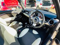USED 2010 10 MINI HATCH COOPER 1.6 COOPER 3d 122 BHP Exceptional example with a FSH and half leather
