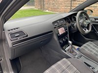 USED 2017 17 VOLKSWAGEN GOLF 2.0 TDI BlueMotion Tech GTD DSG (s/s) 5dr 