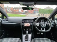USED 2017 17 VOLKSWAGEN GOLF 2.0 TDI BlueMotion Tech GTD DSG (s/s) 5dr 