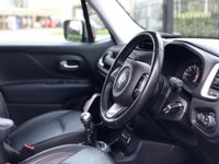 USED 2015 65 JEEP RENEGADE 1.6 M-JET LIMITED 5d 118 BHP 