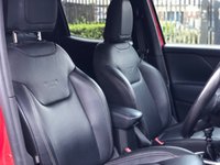 USED 2015 65 JEEP RENEGADE 1.6 M-JET LIMITED 5d 118 BHP 