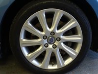 USED 2014 64 VOLVO V40 2.0 D4 SE NAV 5d 187 BHP *  MEGA MEGA SPEC *