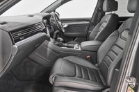 USED 2019 J VOLKSWAGEN TOUAREG 3.0 V6 R-LINE TECH TDI 5d 282 BHP +1 OWNER, FULL SERVICE HISTORY+