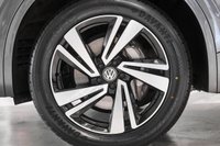 USED 2019 J VOLKSWAGEN TOUAREG 3.0 V6 R-LINE TECH TDI 5d 282 BHP +1 OWNER, FULL SERVICE HISTORY+
