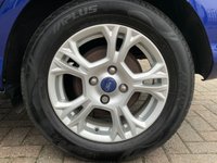 USED 2015 15 FORD B-MAX 1.6 ZETEC 5d 104 BHP NO-NONSENSE HOME DELIVERY