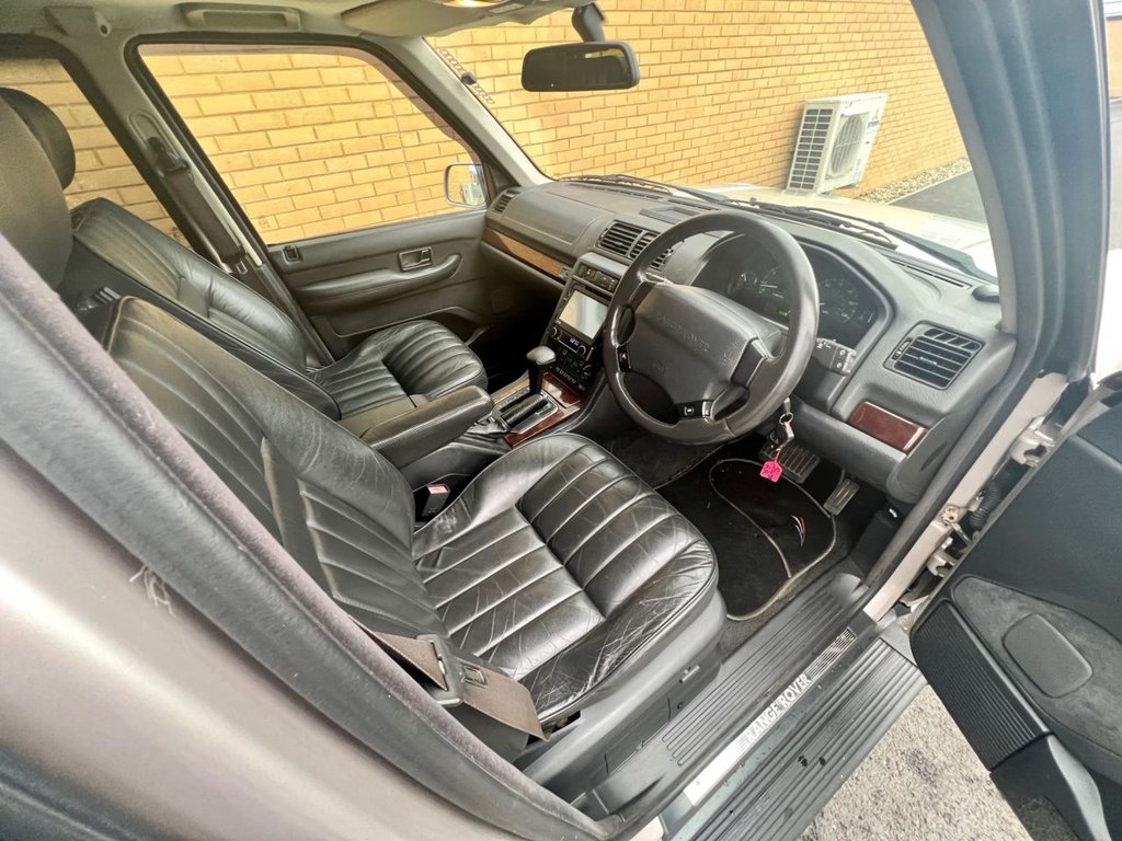USED 2001 Y LAND ROVER RANGE ROVER 4.0 // COUNTY // 5d // 182 BHP // px swap 