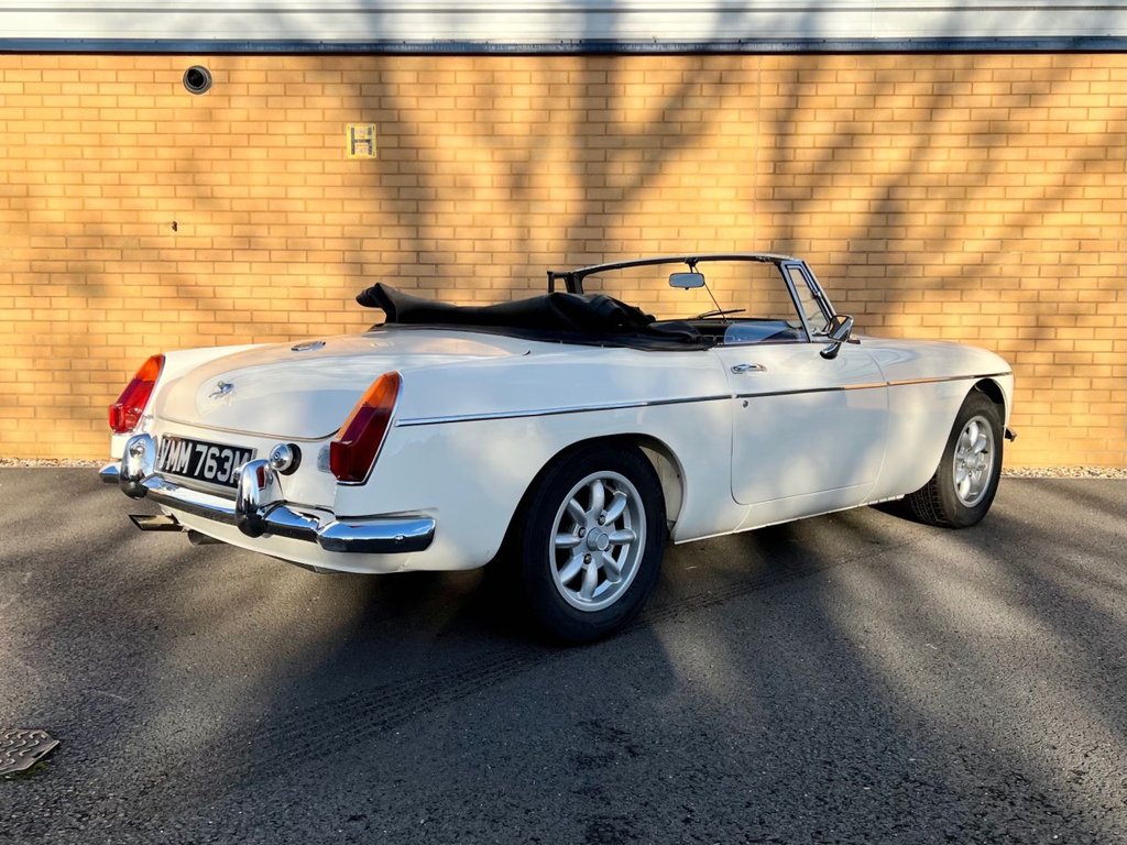 USED 1974 MG MGB V8 // 3.5 // ROADSTER // Export  // Concours // Px swap 