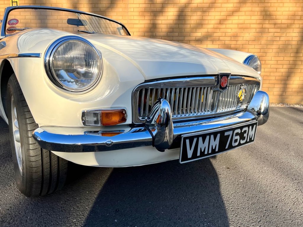 USED 1974 MG MGB V8 // 3.5 // ROADSTER // Export  // Concours // Px swap 