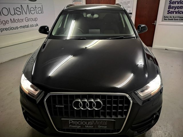 View our AUDI Q3