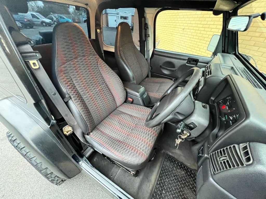 USED 2000 W JEEP WRANGLER 4.0 SPORT Convertible // 3d // 174 BHP // px swap  