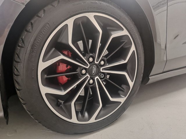 View our FORD FOCUS
