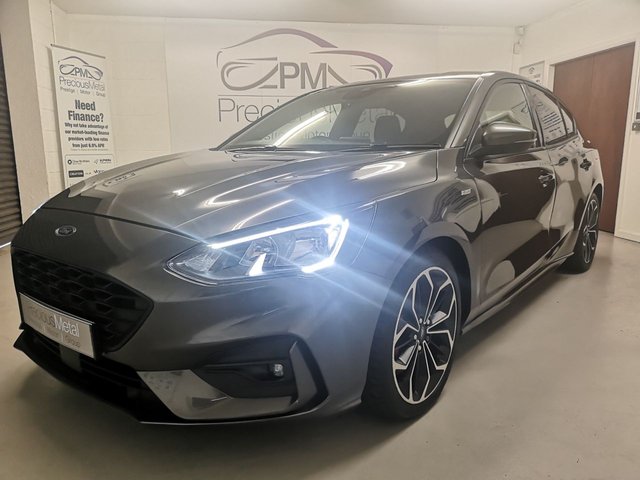 2018 68 Ford Focus 1.0 ST-LINE X 5d 123 BHP