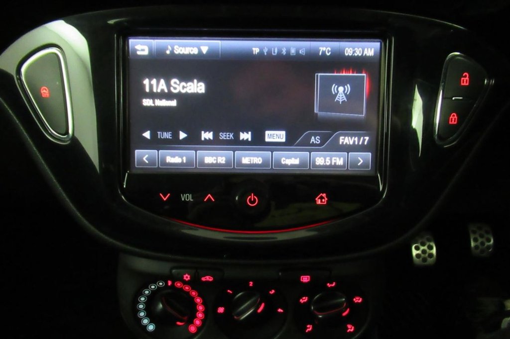 USED 2015 15 VAUXHALL CORSA 1.4 LIMITED EDITION 3d 89 BHP 
