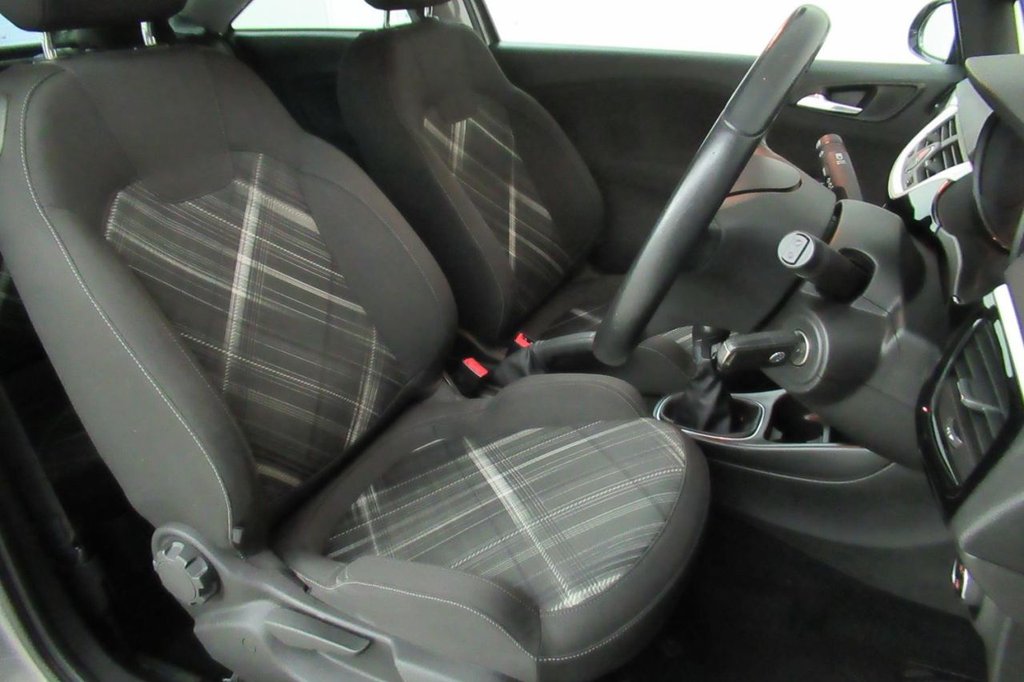USED 2015 15 VAUXHALL CORSA 1.4 LIMITED EDITION 3d 89 BHP 